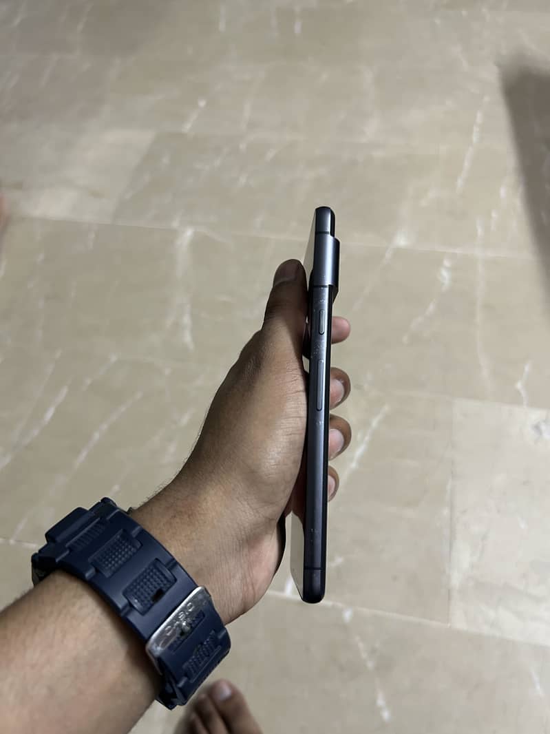 Google Pixel 7 4