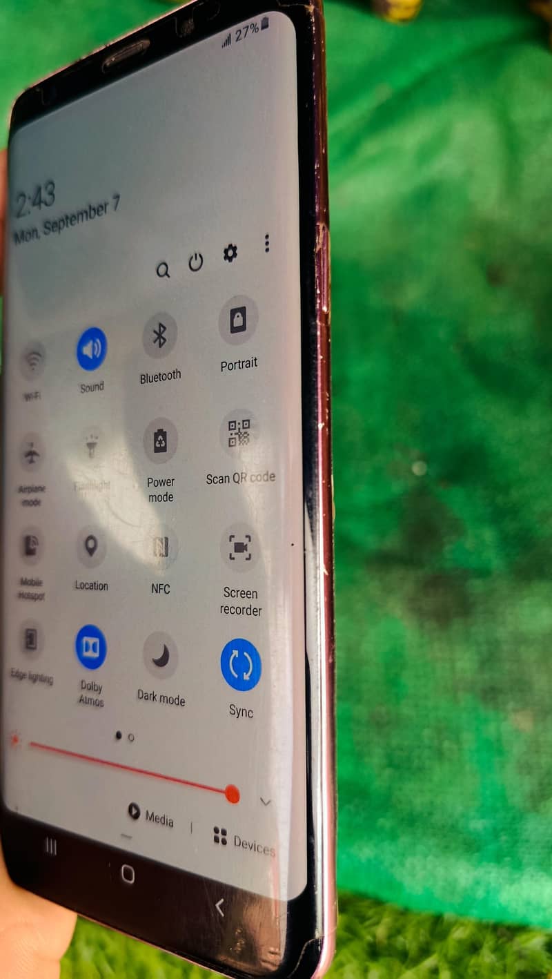 Samsung Mobile S9 1