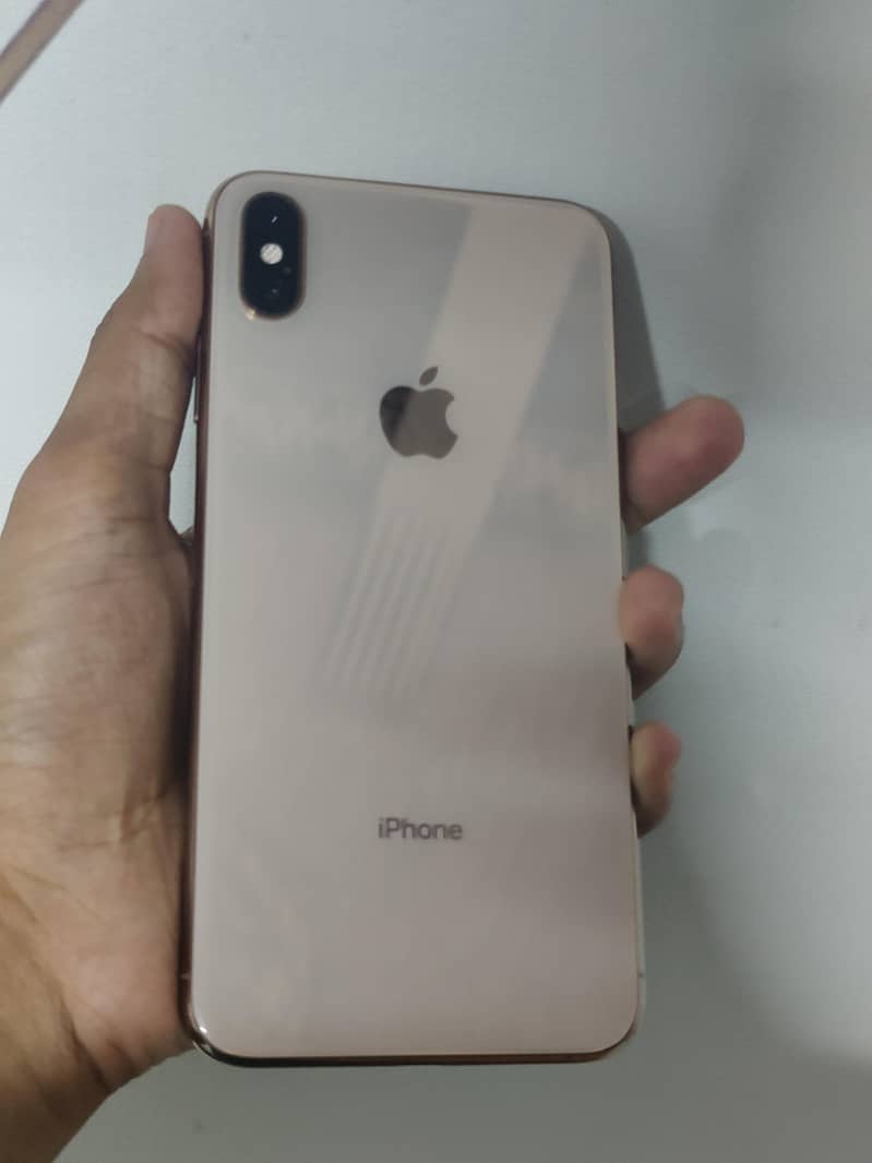 Apple iPhone XS Max 0