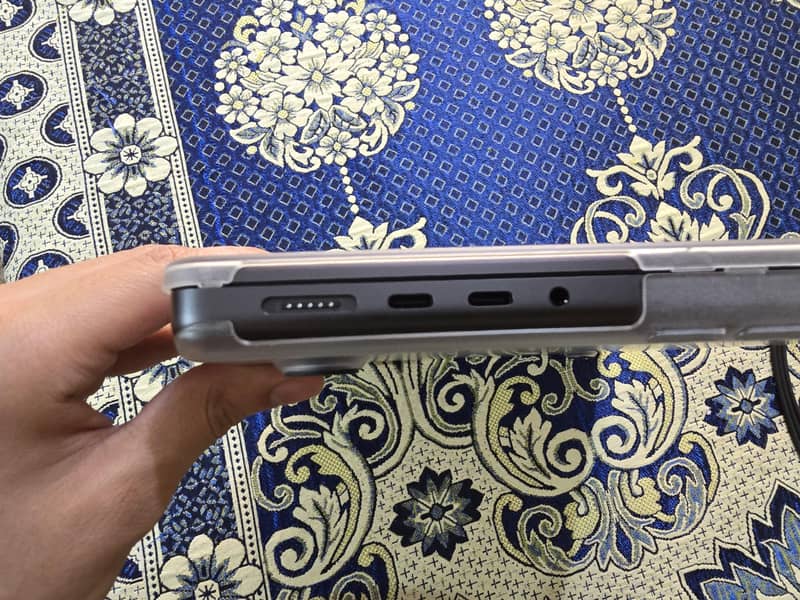 Macbook pro M5 9