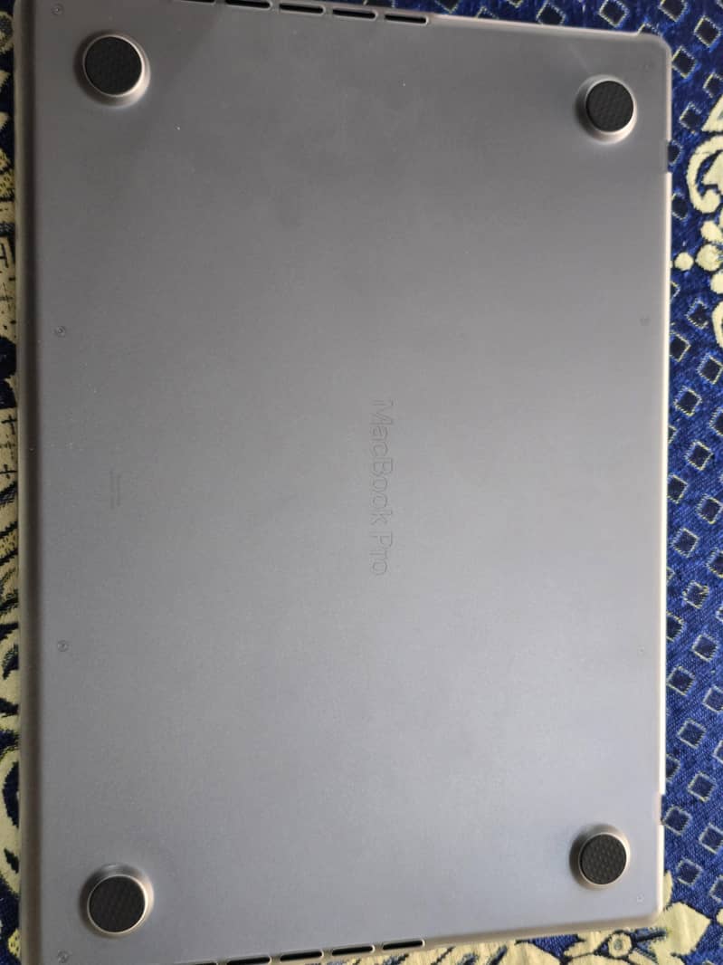 Macbook pro M5 11
