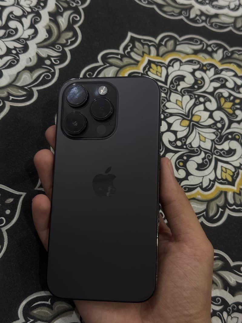 Apple iPhone 14 Pro 3