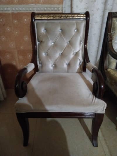 BEDROOM CHAIRS