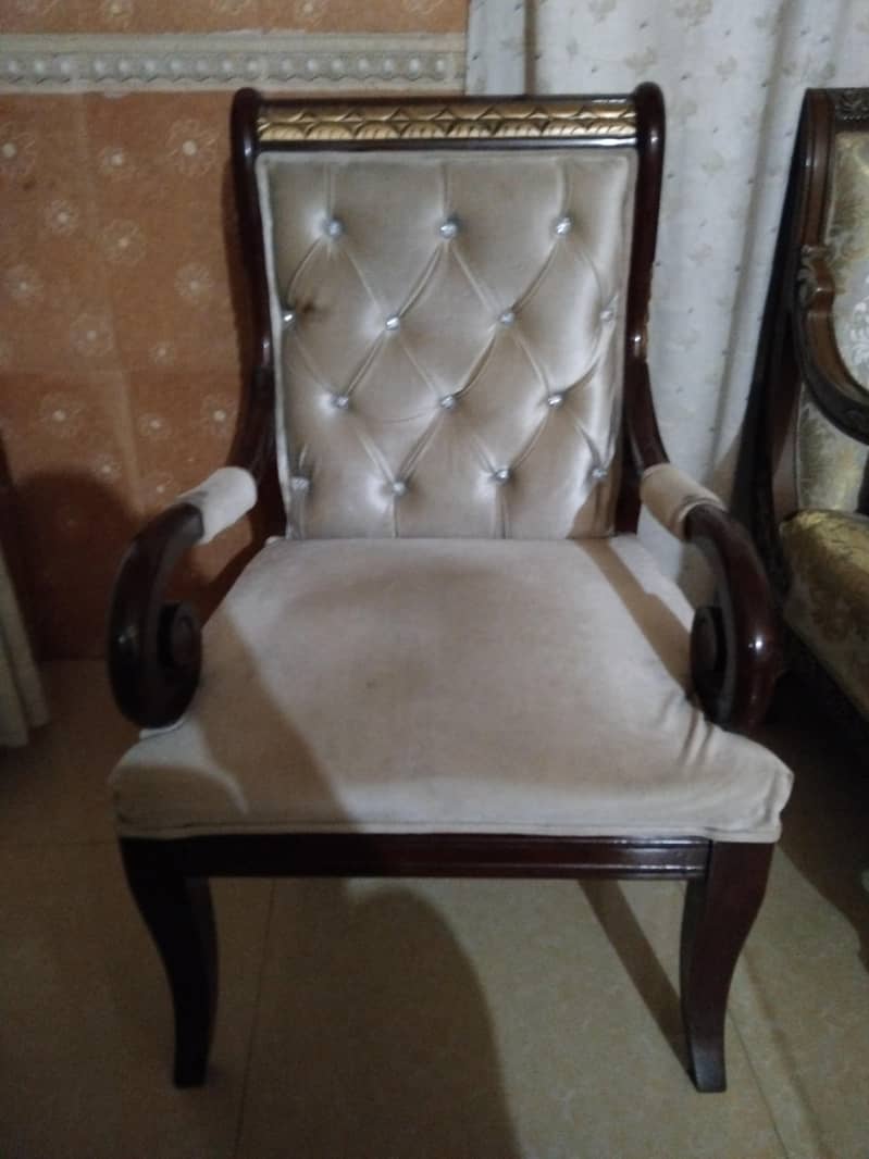 BEDROOM CHAIRS 0
