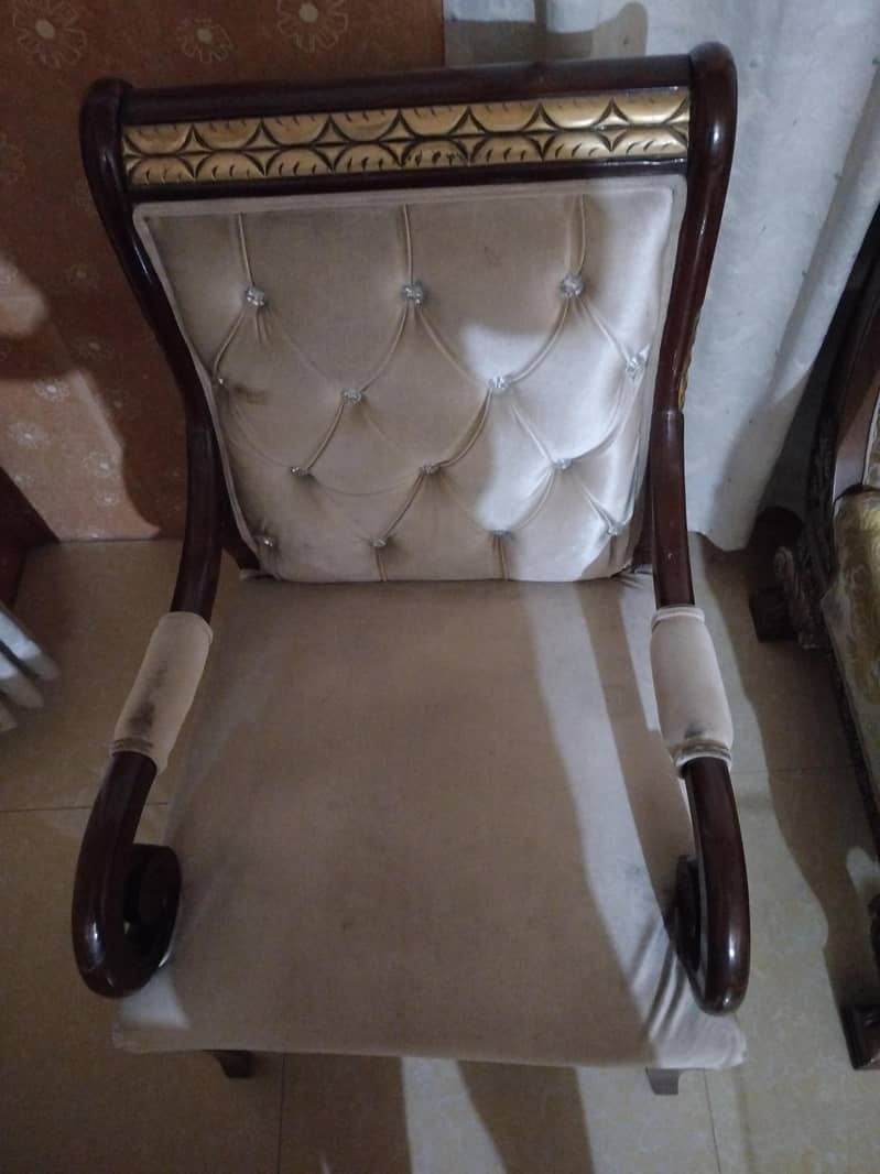 BEDROOM CHAIRS 1