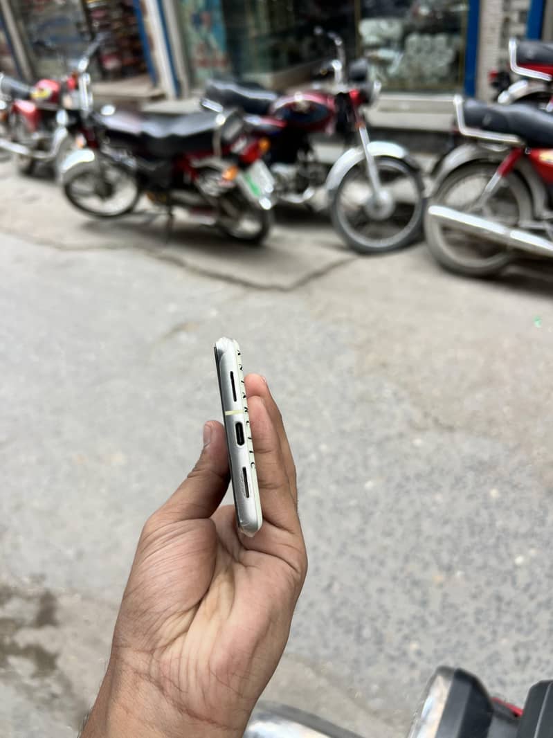 Google Pixel 7 2