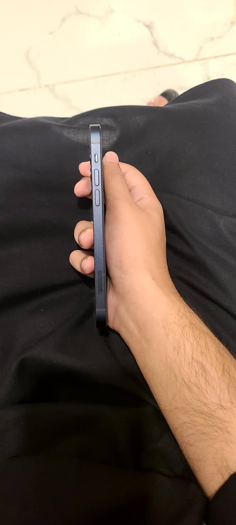 Apple iPhone 12 1