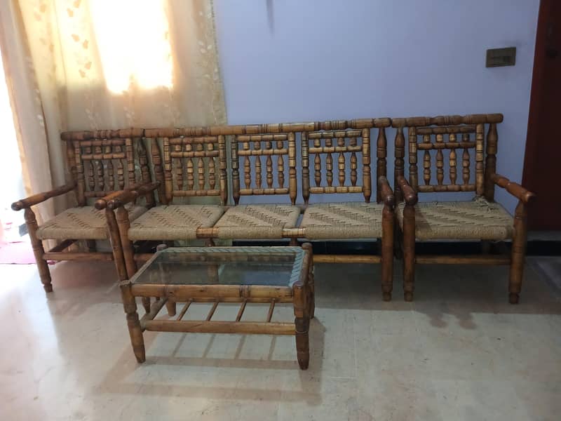 5 seater sofa with table 1