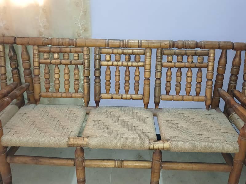 5 seater sofa with table 2