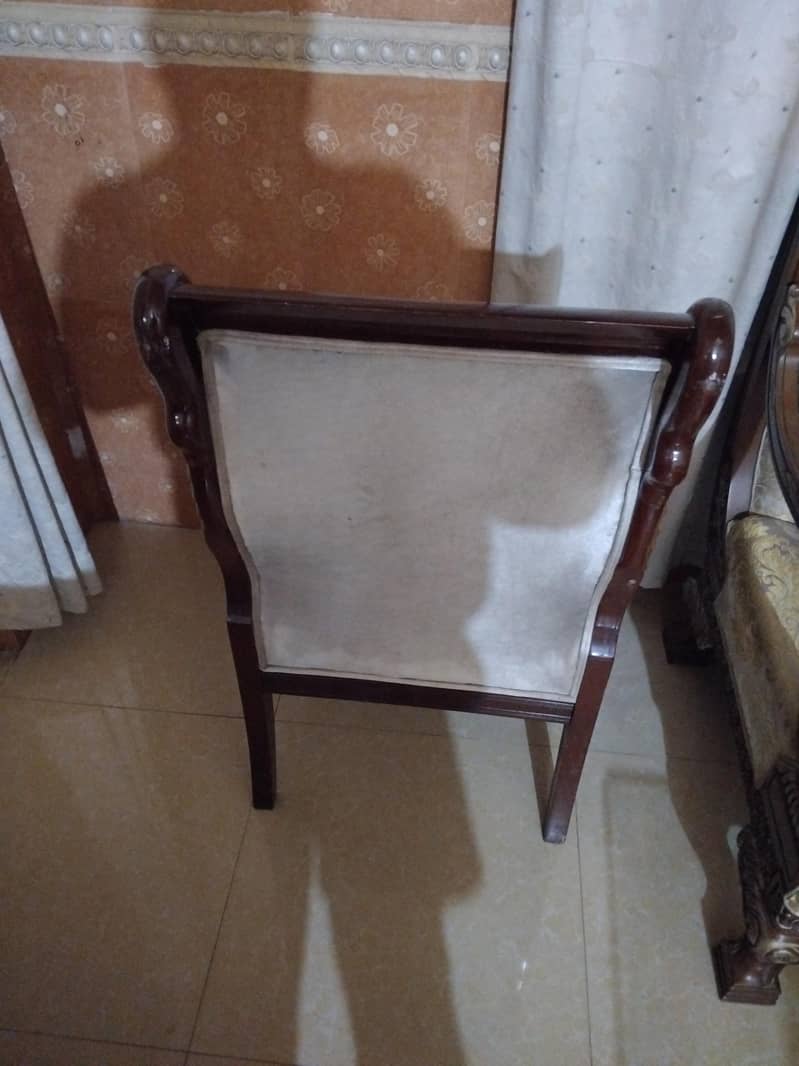 BEDROOM CHAIRS 2