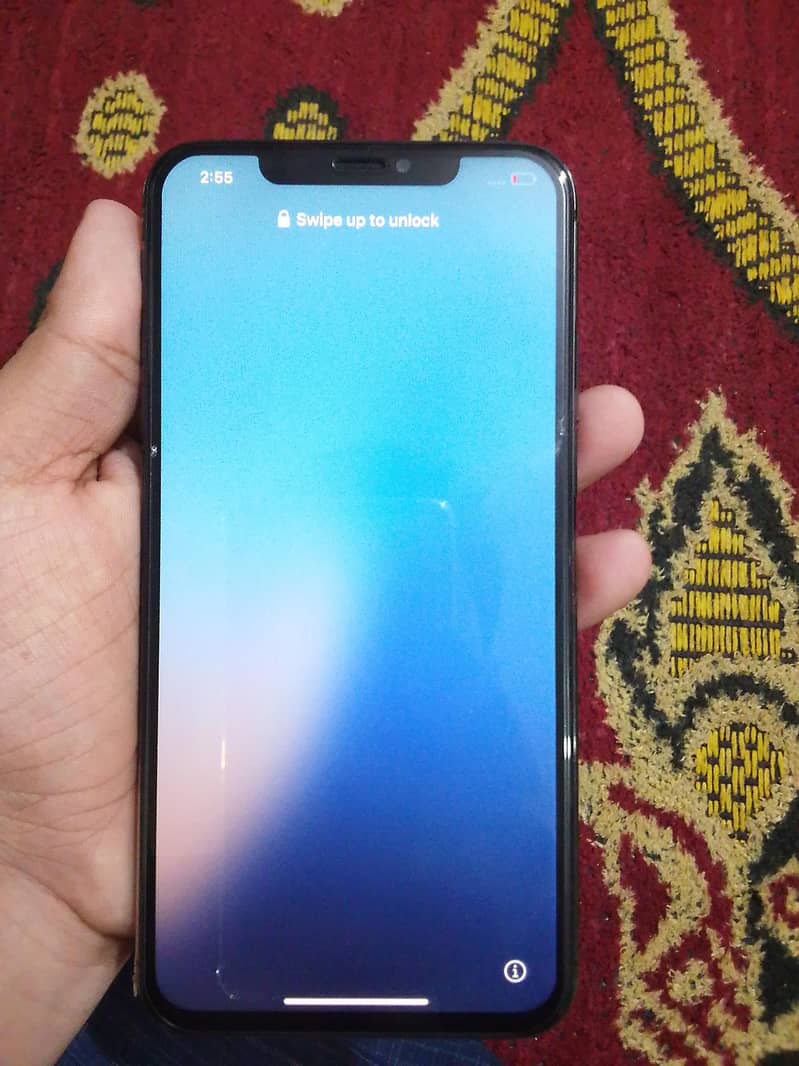 Apple iPhone XS Max 6