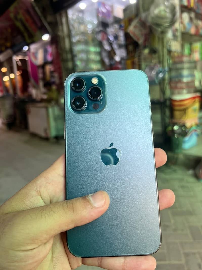 Apple iPhone 12 Pro Max 2