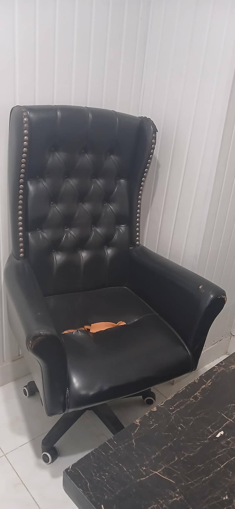 Office table chairs 10