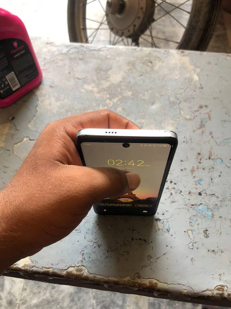 Tecno Spark 20C 4