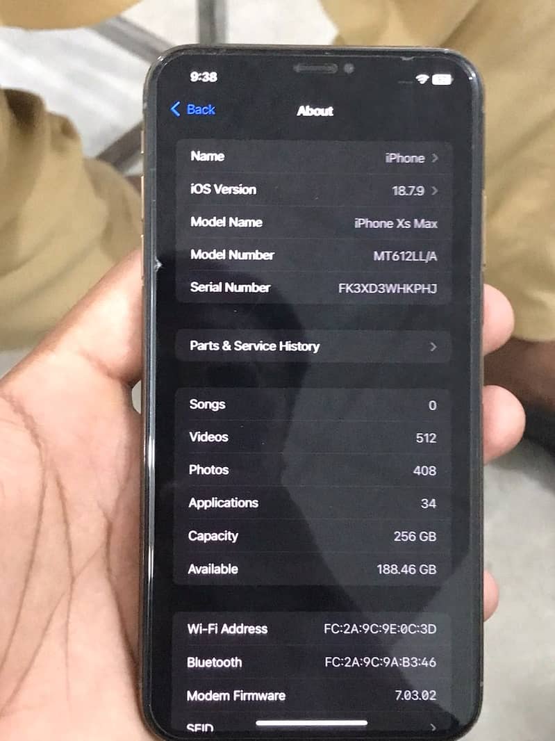 Apple iPhone XS Max 3