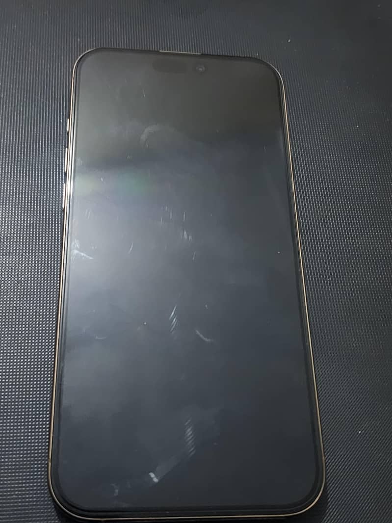 Apple iPhone 16 Pro Max 6