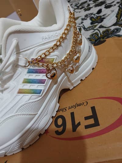 Brand New F16 White Chunky Sneakers with Gold Chain - Size 9-10