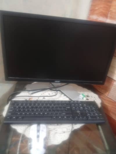 gaming pc with stylish case RGB mouse 1 tb HDD 16 GB ram