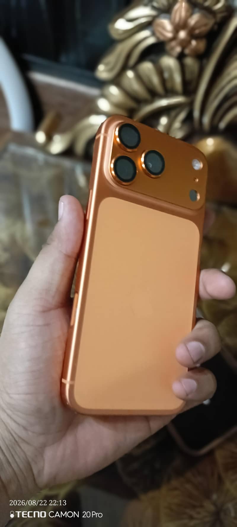 Apple iPhone 17 Pro Max 6