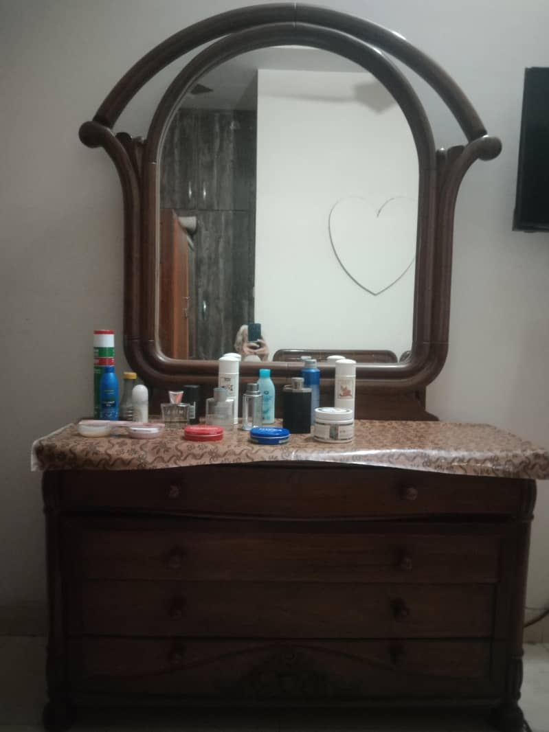 Dressing Table 1
