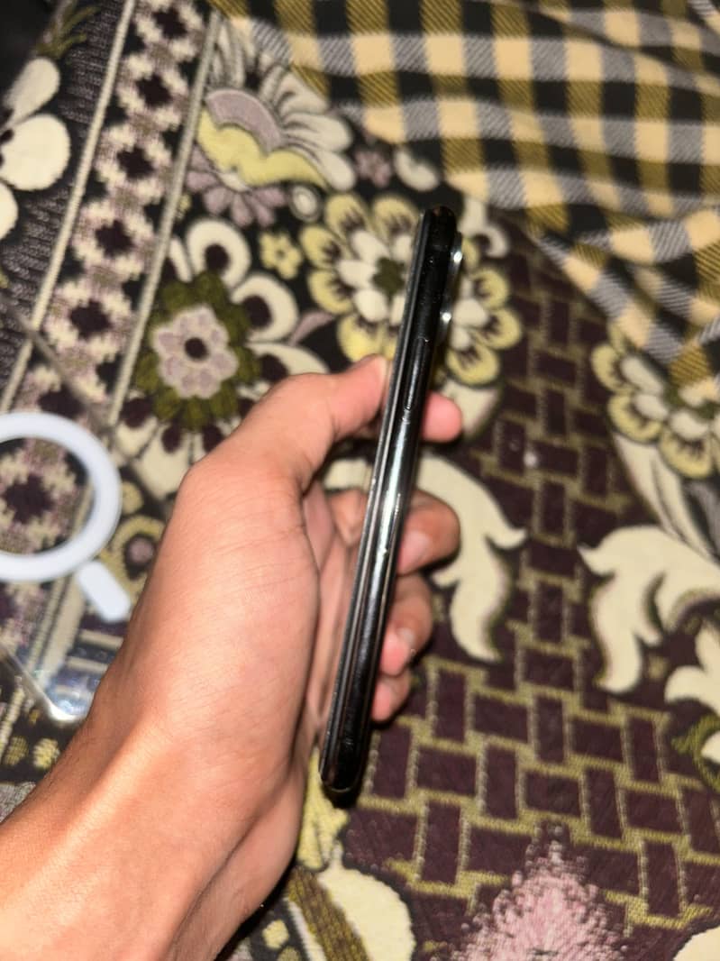 Apple iPhone 11 Pro 5