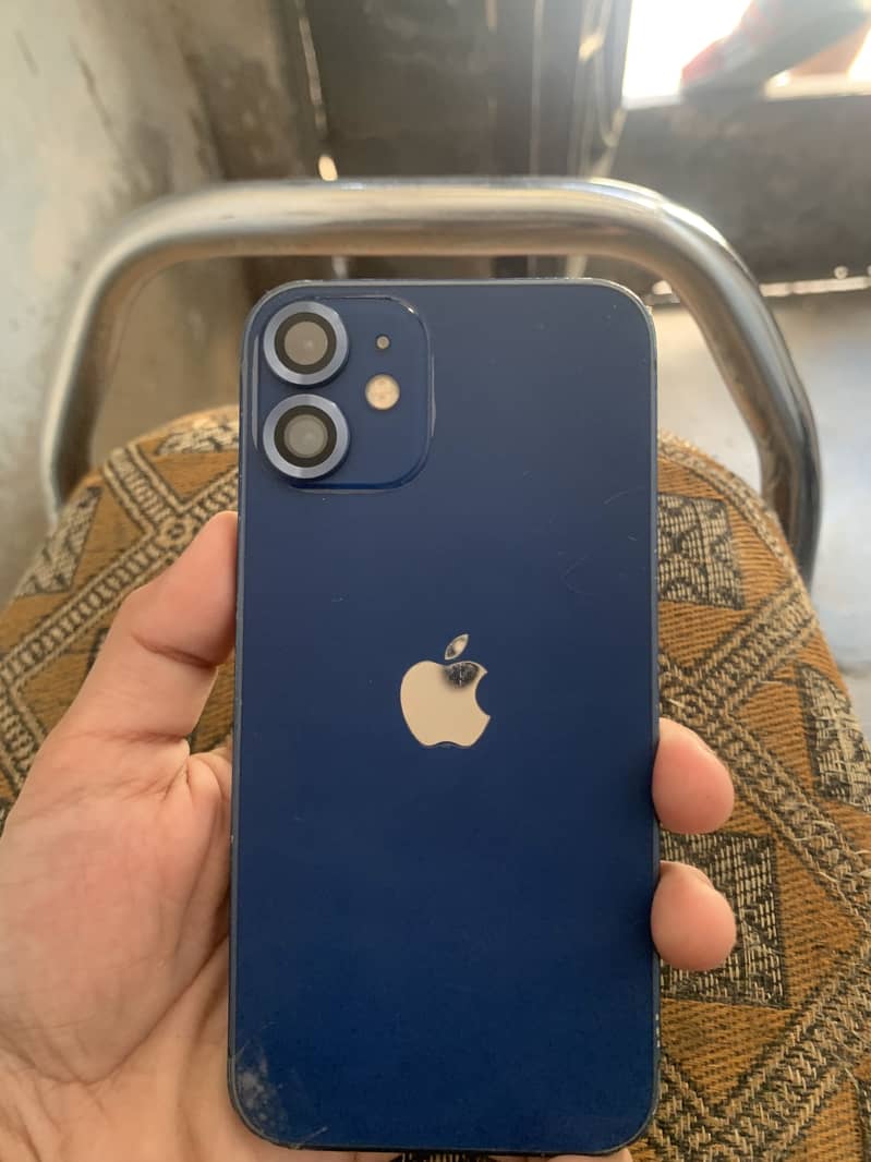 Apple iPhone 12 mini 3