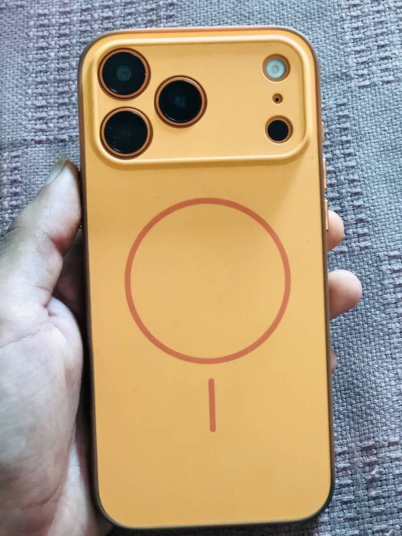 Apple iPhone 17 Pro Max 5