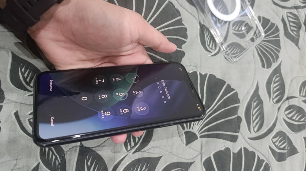 Apple iPhone 11 Pro Max 1
