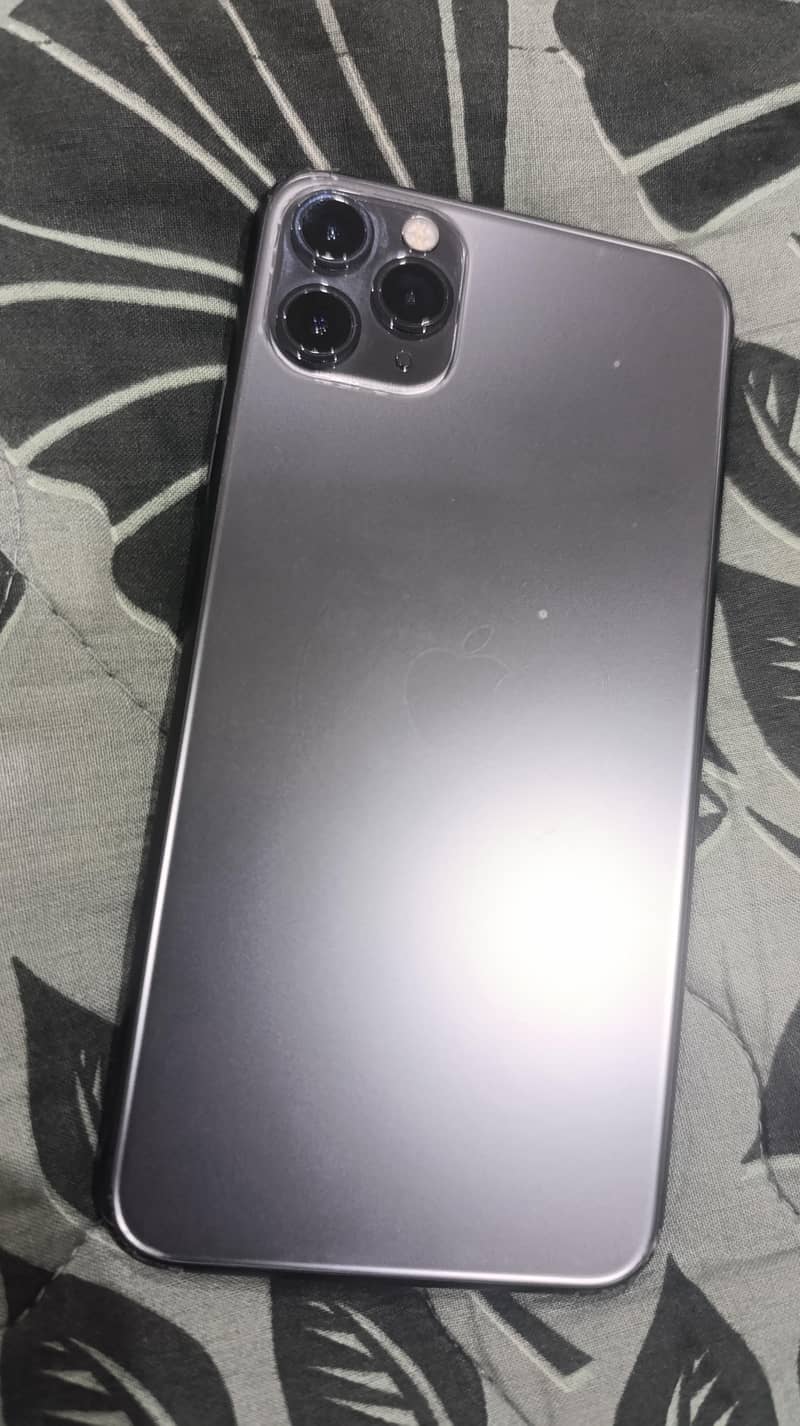 Apple iPhone 11 Pro Max 2