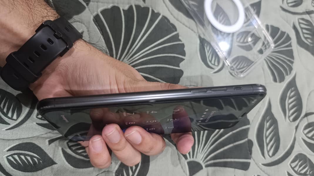 Apple iPhone 11 Pro Max 3