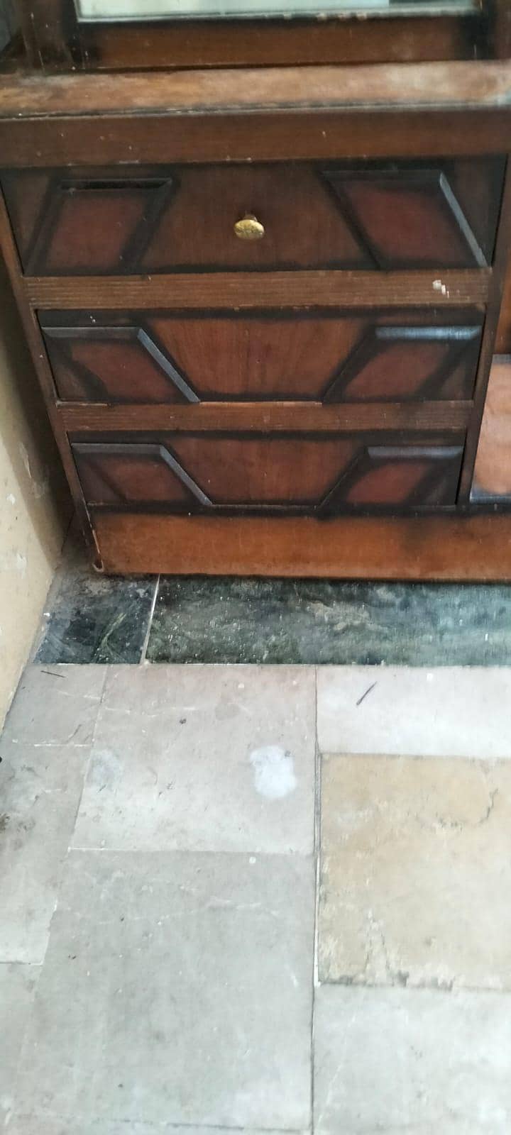 Dressing table for room 1