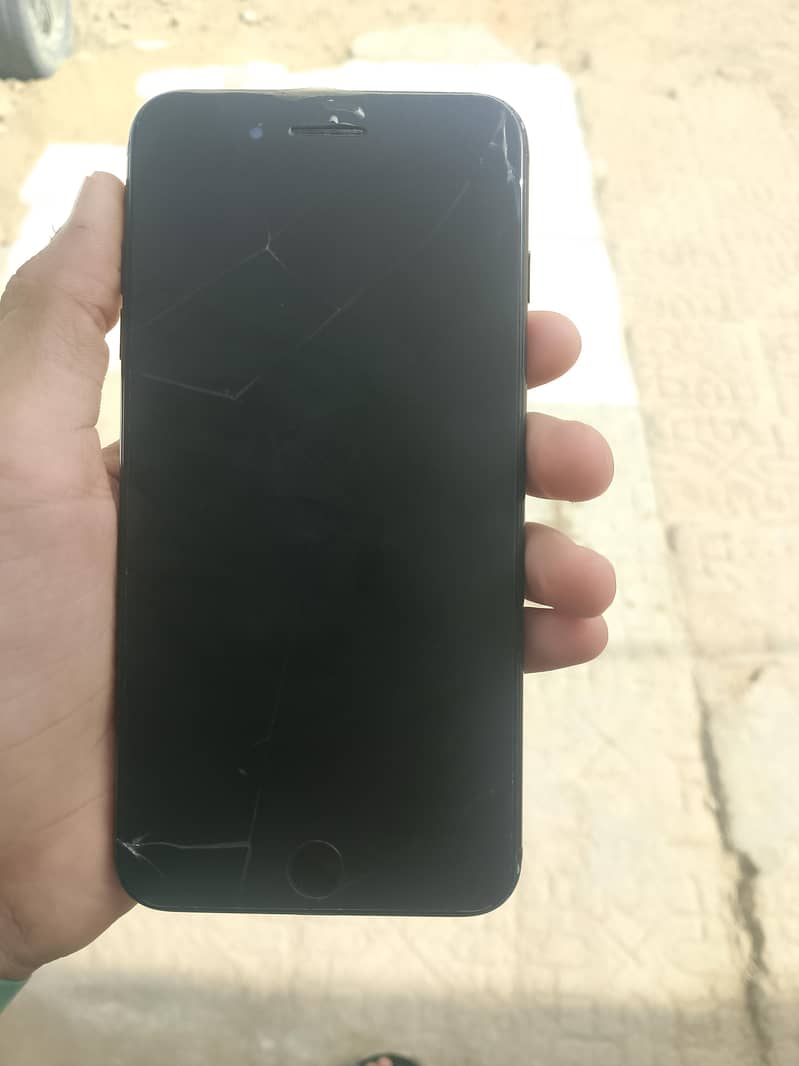 Apple iPhone 7 Plus 3