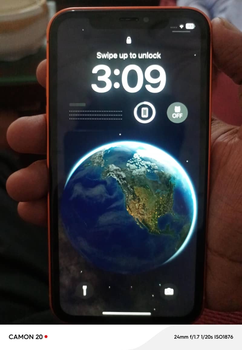 Apple iPhone XR 1