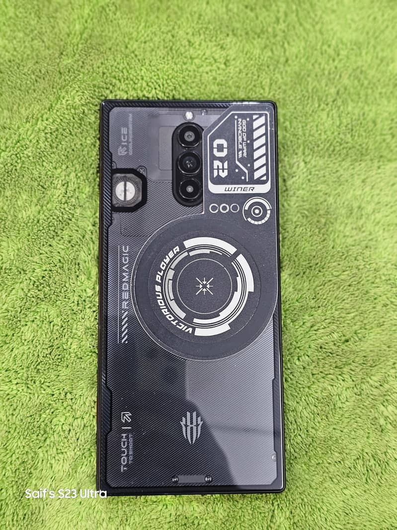 REDMAGIC 8S PRO 0