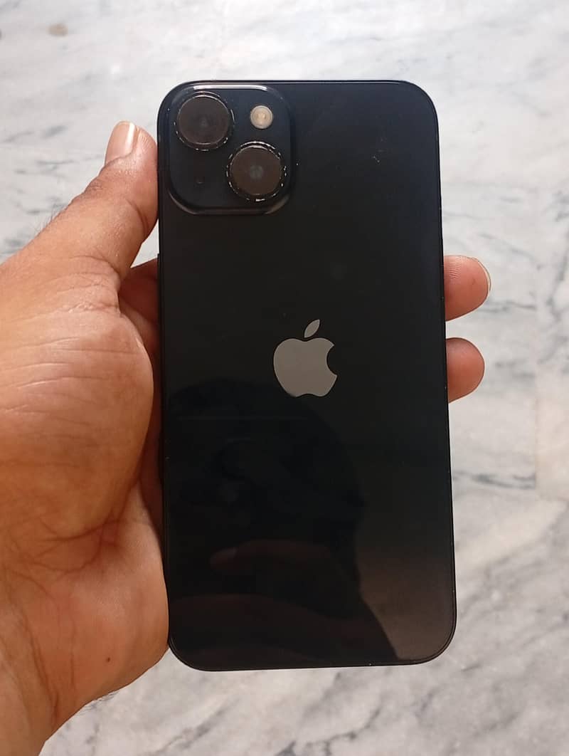 Apple iPhone 14 3