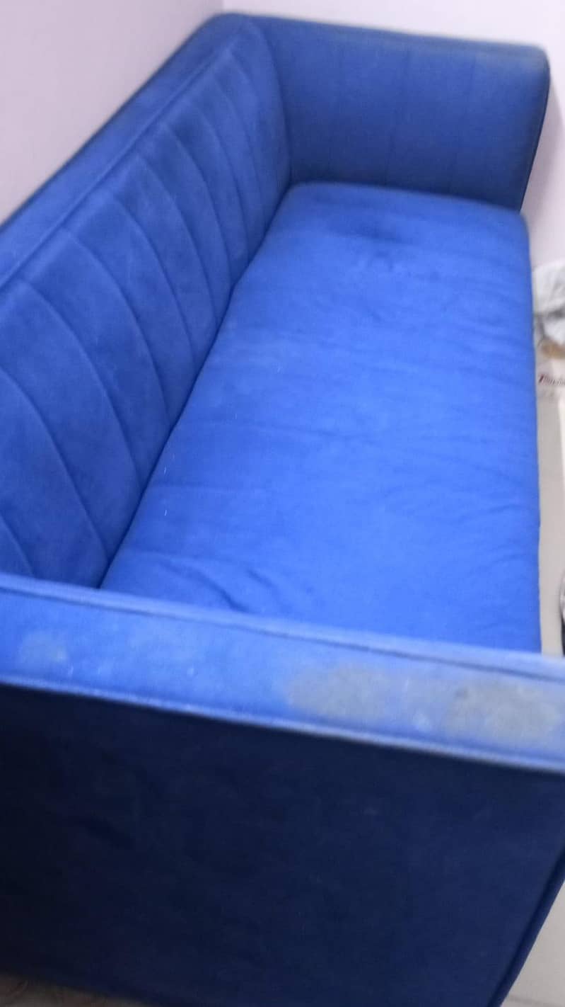 sofa for sell 2