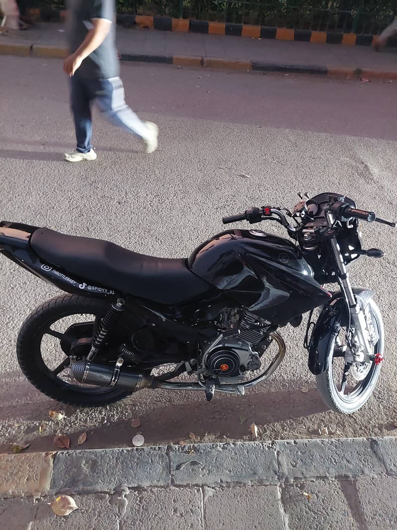 ybr 125 1