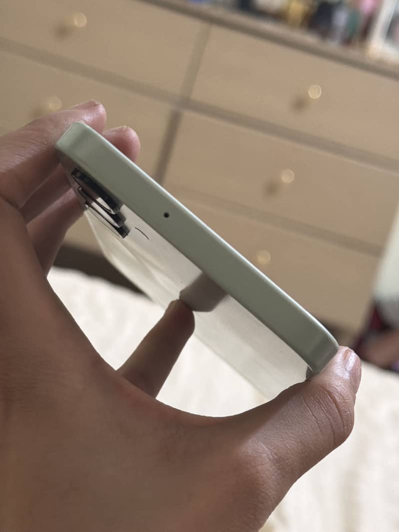 Samsung Mobile A16 3