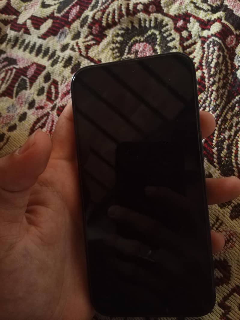 Apple iPhone 13 3