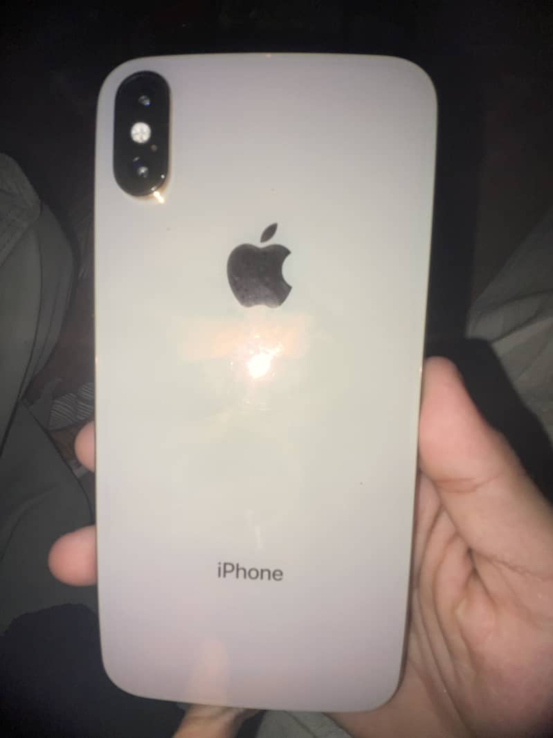 Apple iPhone XS 6