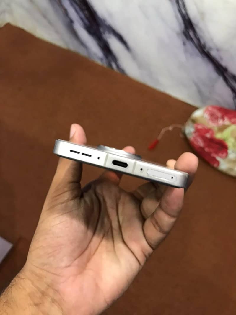 One Plus 13R 4