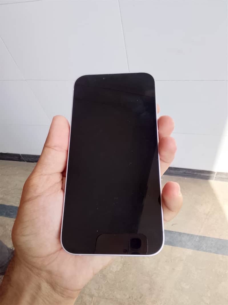 Apple iPhone 14 plus 3