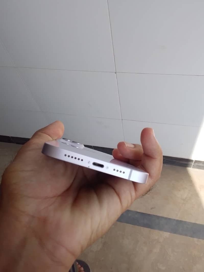 Apple iPhone 14 plus 4