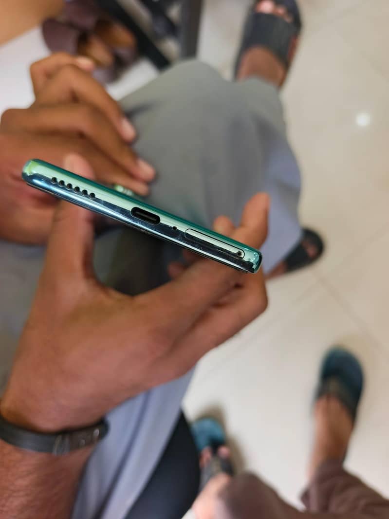 Tecno CAMON 40 2
