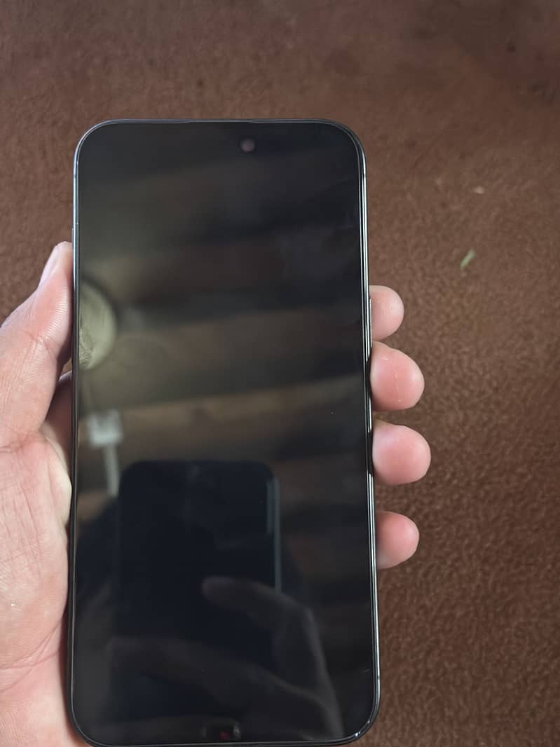 Apple iPhone 15 Pro Max 1