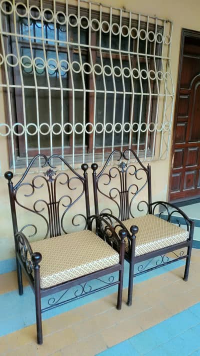 5 seater sofa set with cushions