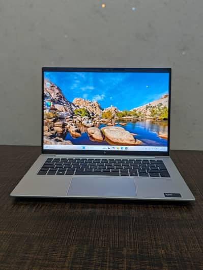 HP Elitebook Ultra 5 Processor 16/512