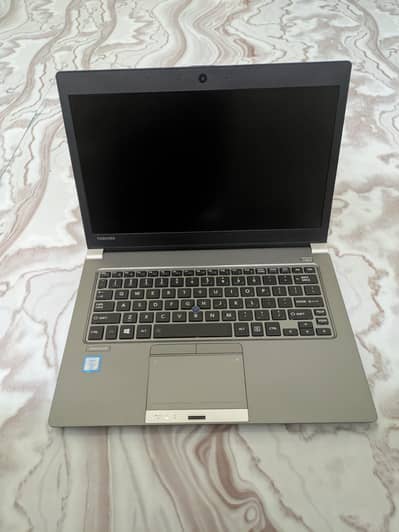 Toshiba Z30-C | i7-6th Gen| 8GB RAM | 128 GB SSD| 6 hours battery| 14"