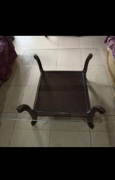 Center Table with best quality Glass