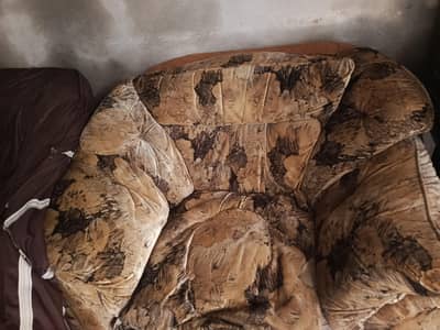 Urgent sell King size sofa set